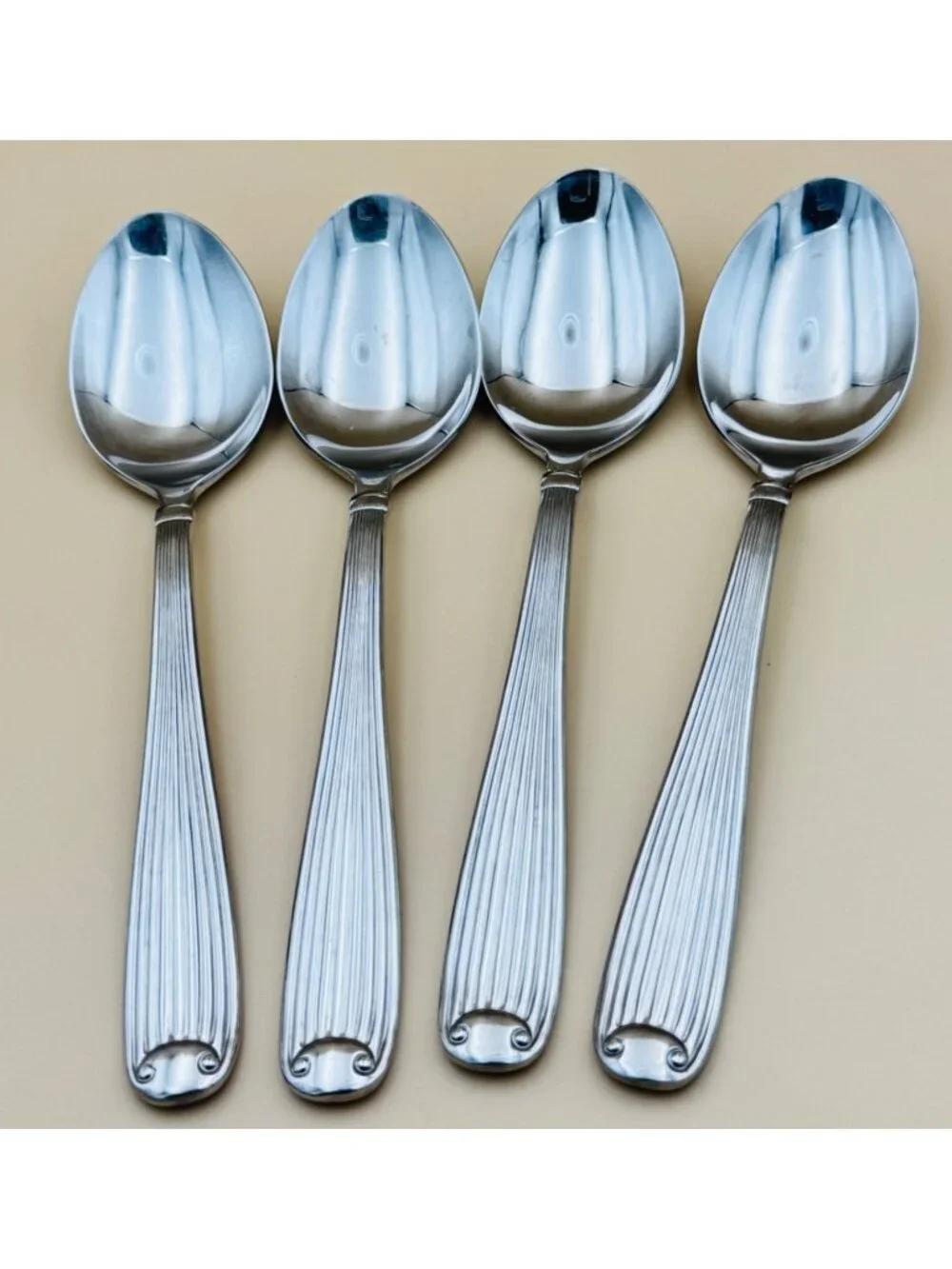 4 Reed & Barton FLUTED SCROLL Oval Place Soup Spoons  Stainless Steel 7